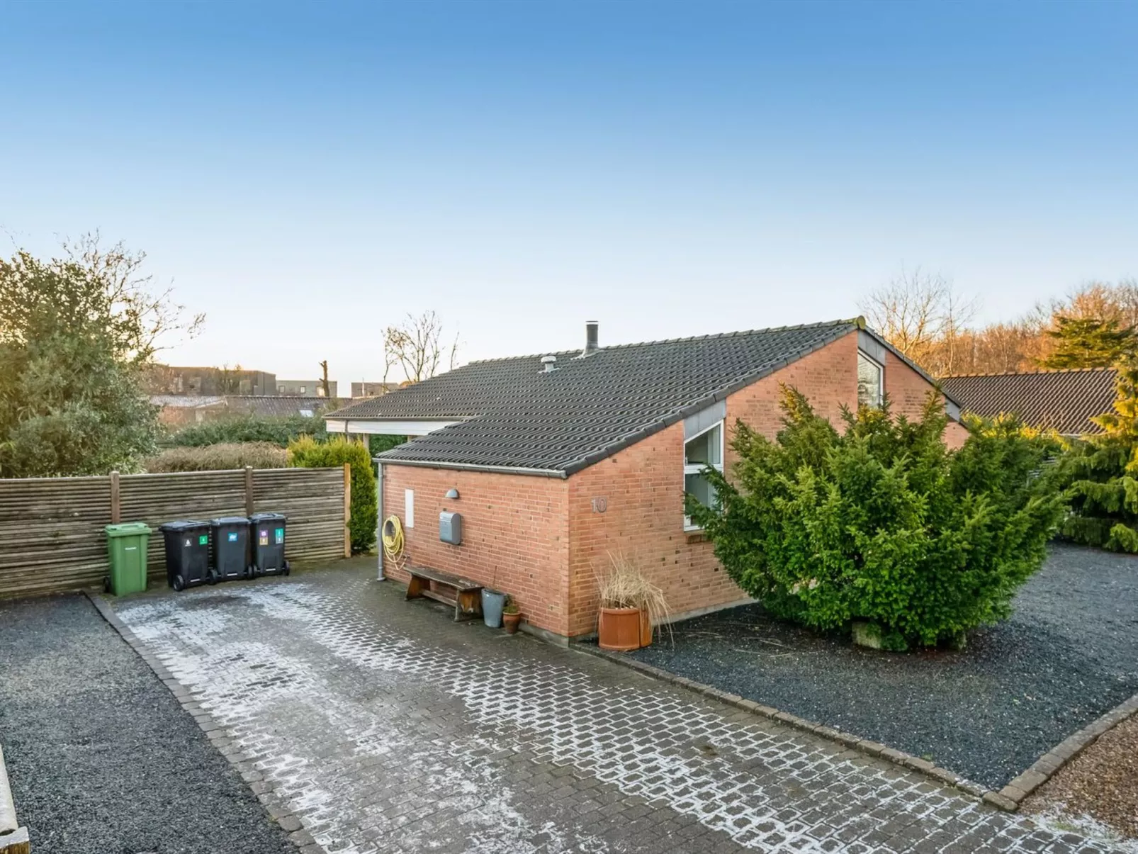 "Takenya" - 350m to the fjord