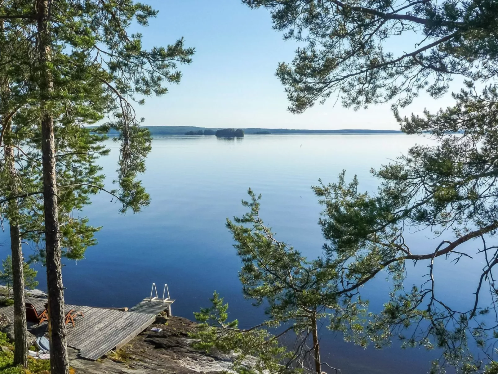 Keskikallio, nuasjärvi-Dedans
