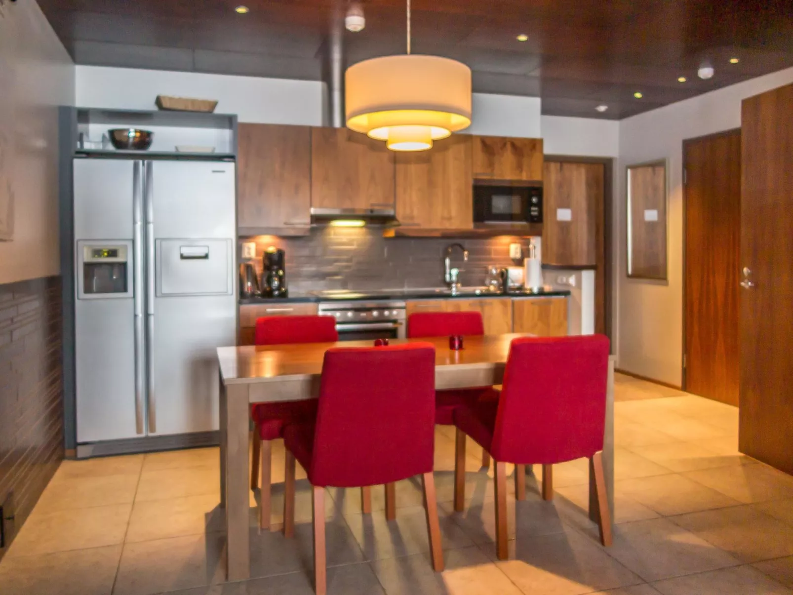 Tahko spa junior suite orange b2-Inside