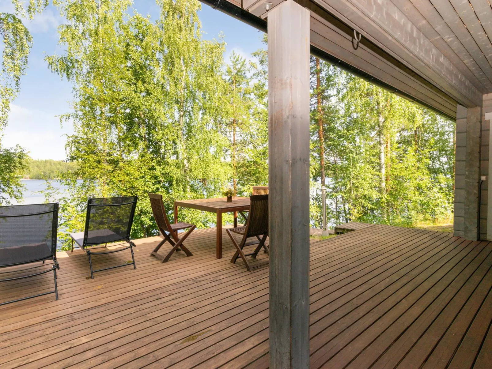 Hot pool cottage iitu