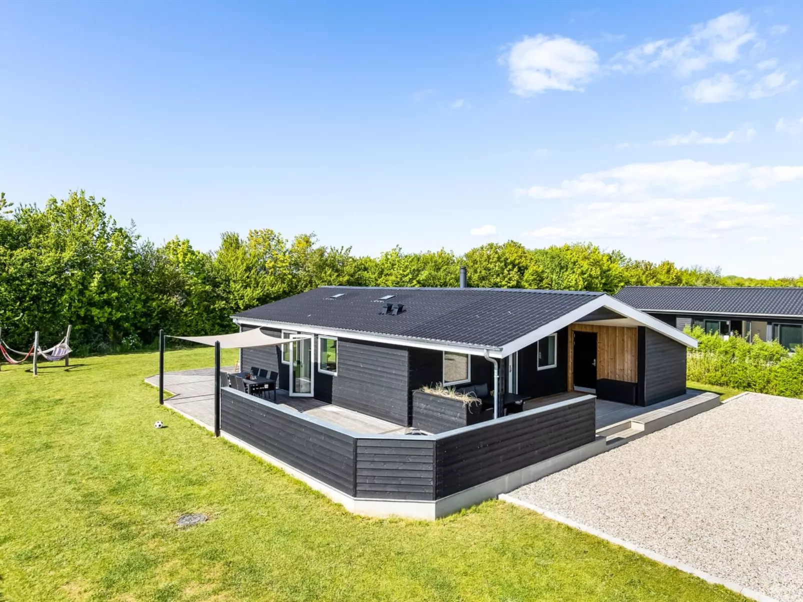 "Helmtrud" - 700m from the sea-Draußen