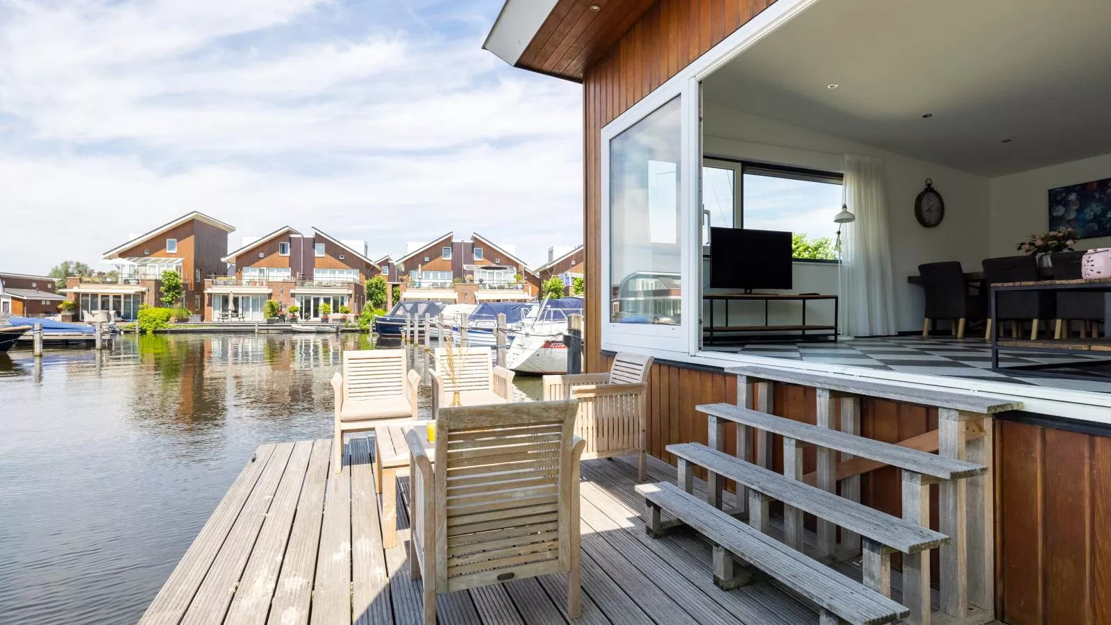 Woonark De Woude-Terrace balcony