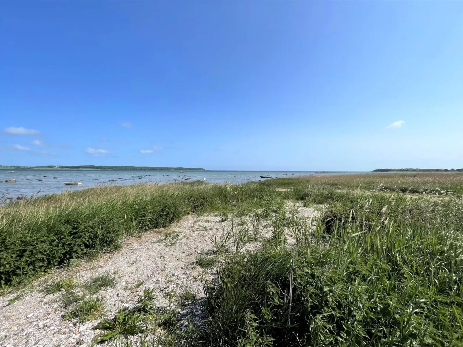 "Esme" - 225m to the fjord