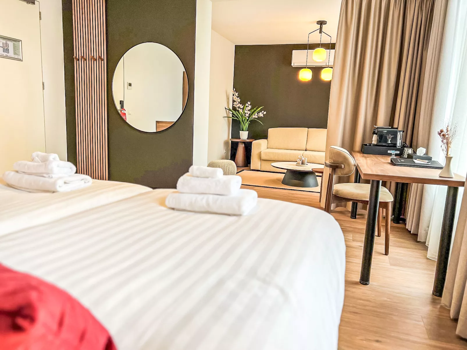 Zen Kitchen & Boutique Hotel-Dedans