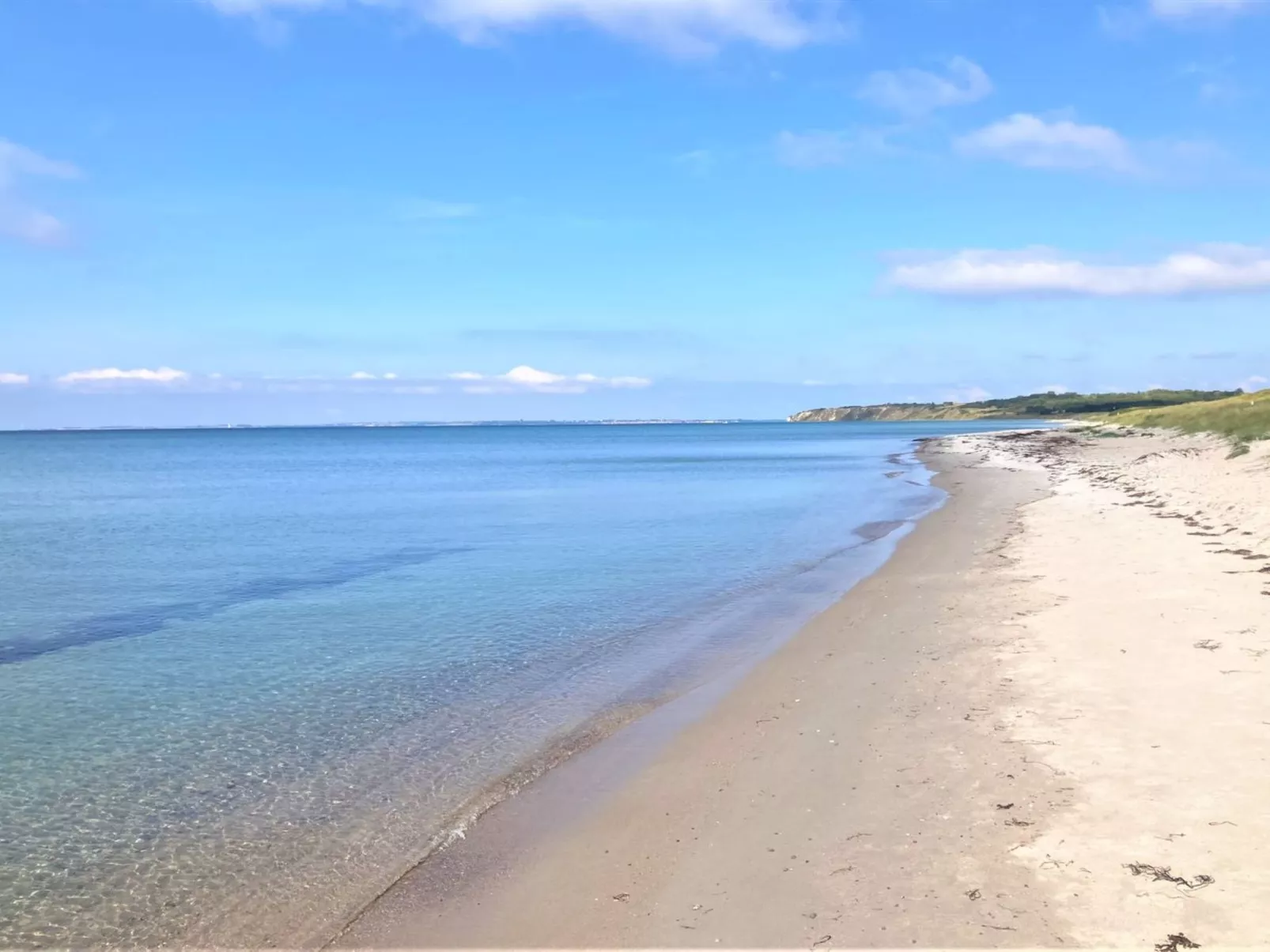 "Sunna" - 1km from the sea