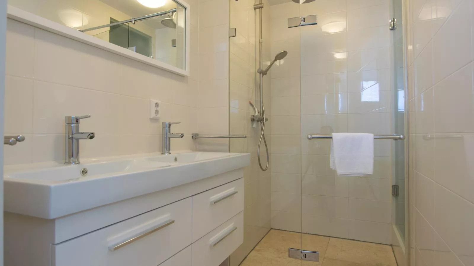 De Garnaal-Bathroom