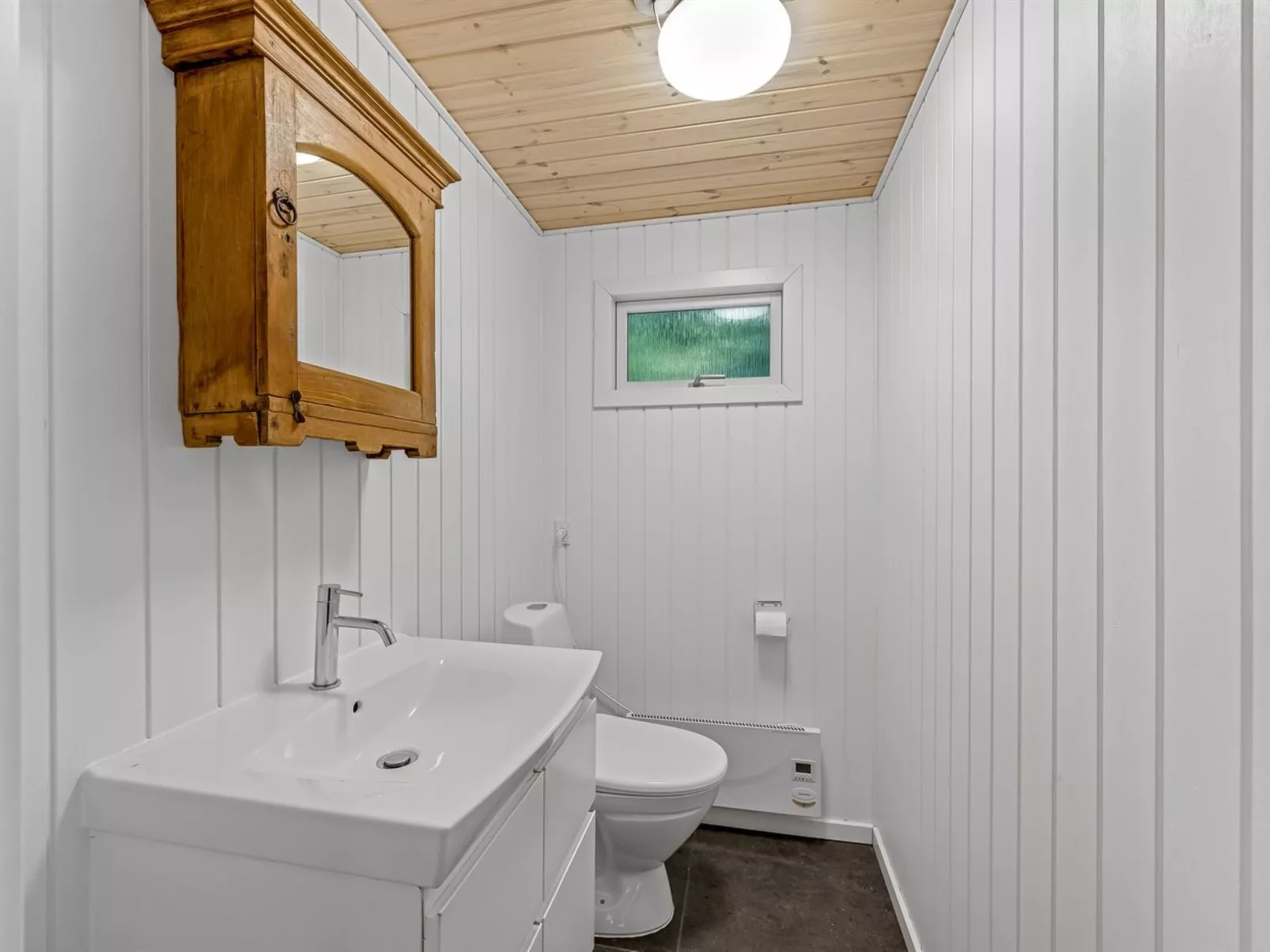 "Eine" -  from the sea