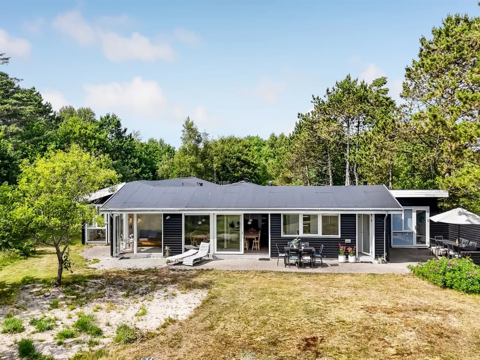 "Donka" - 25m from the sea