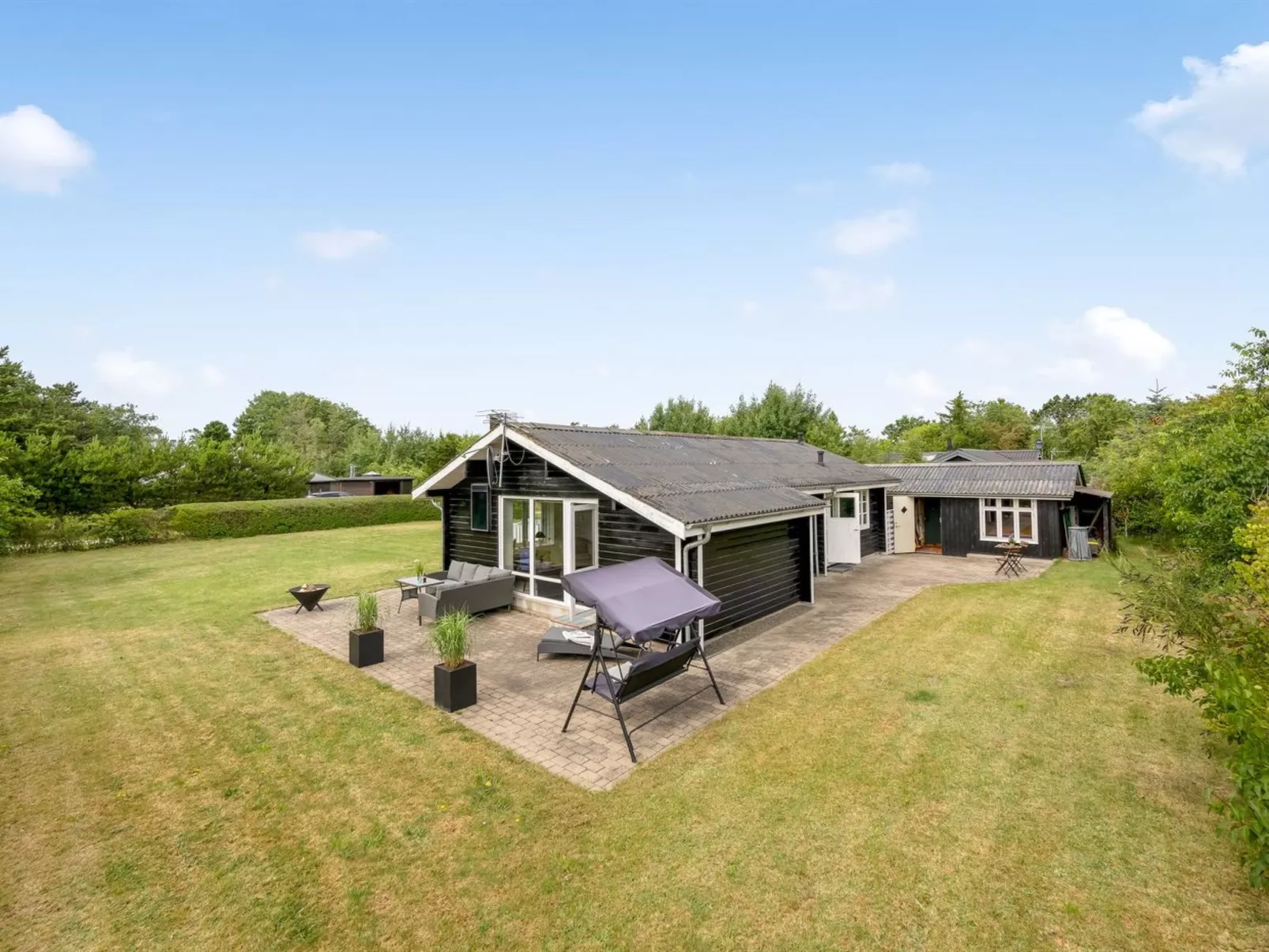 "Blesse" - 500m to the fjord-Draußen