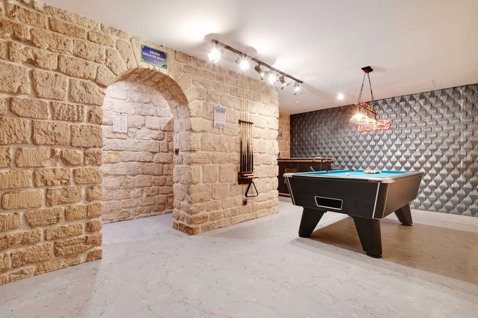 DA-16-POPINCOURT-Nicht zugeordnet