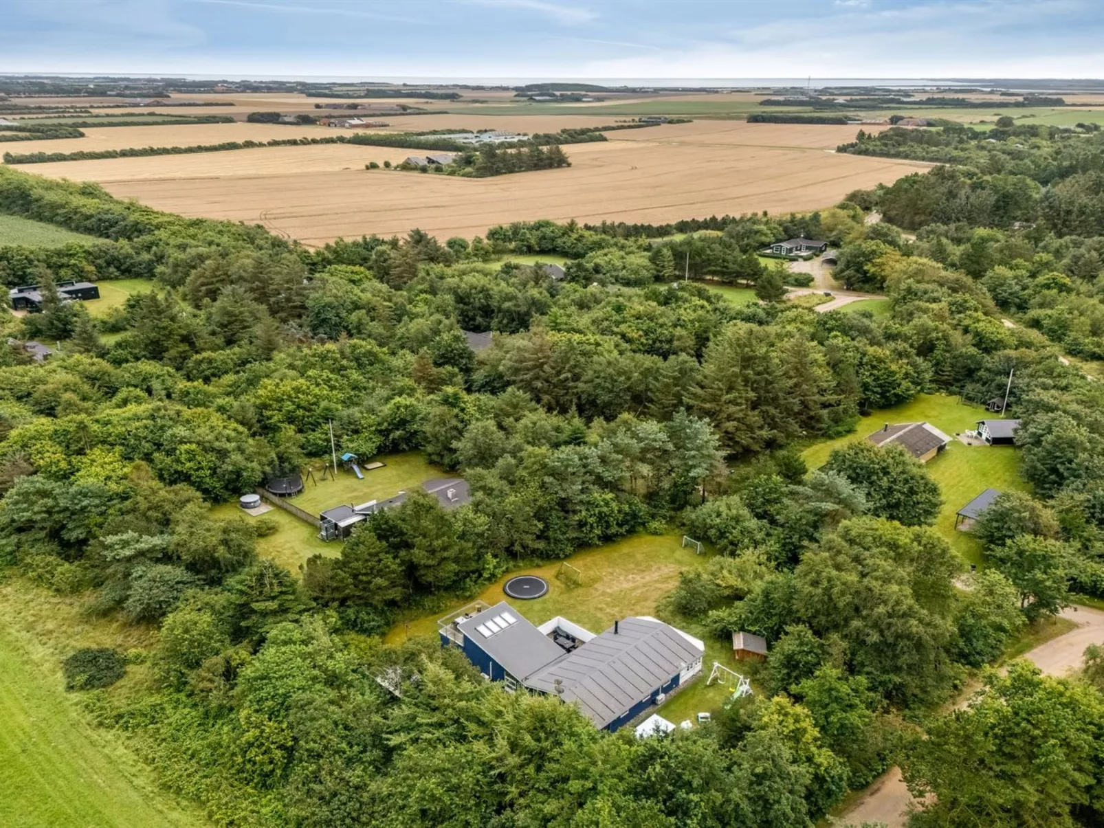 "Sami" - 600m to the fjord