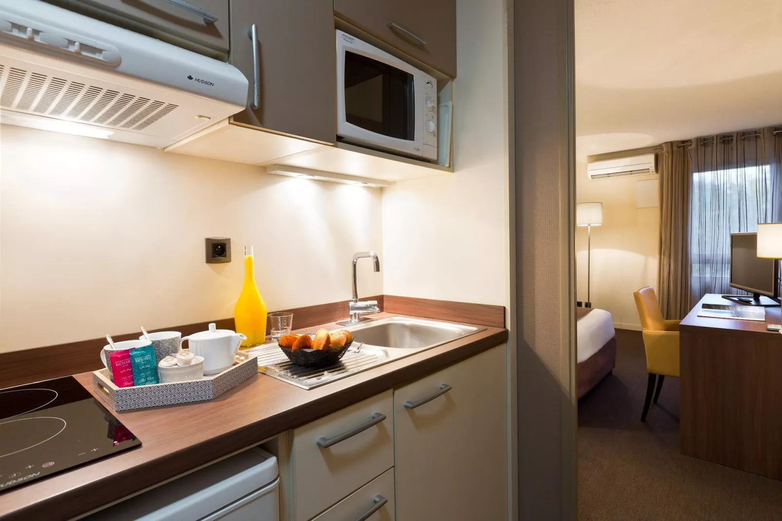 Superior Studio park/pool view - LA RESERVE