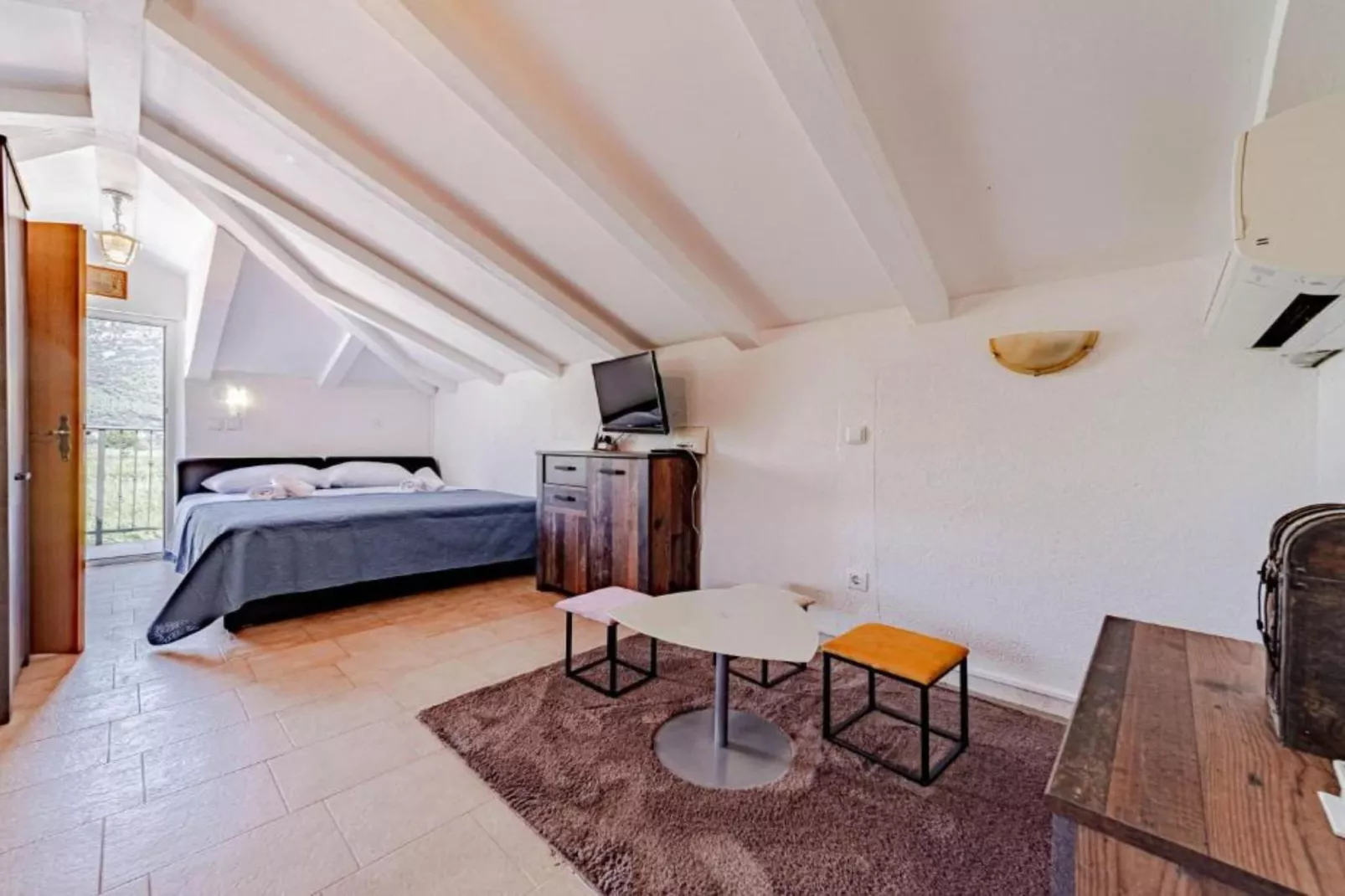 Natur Olive House Ston