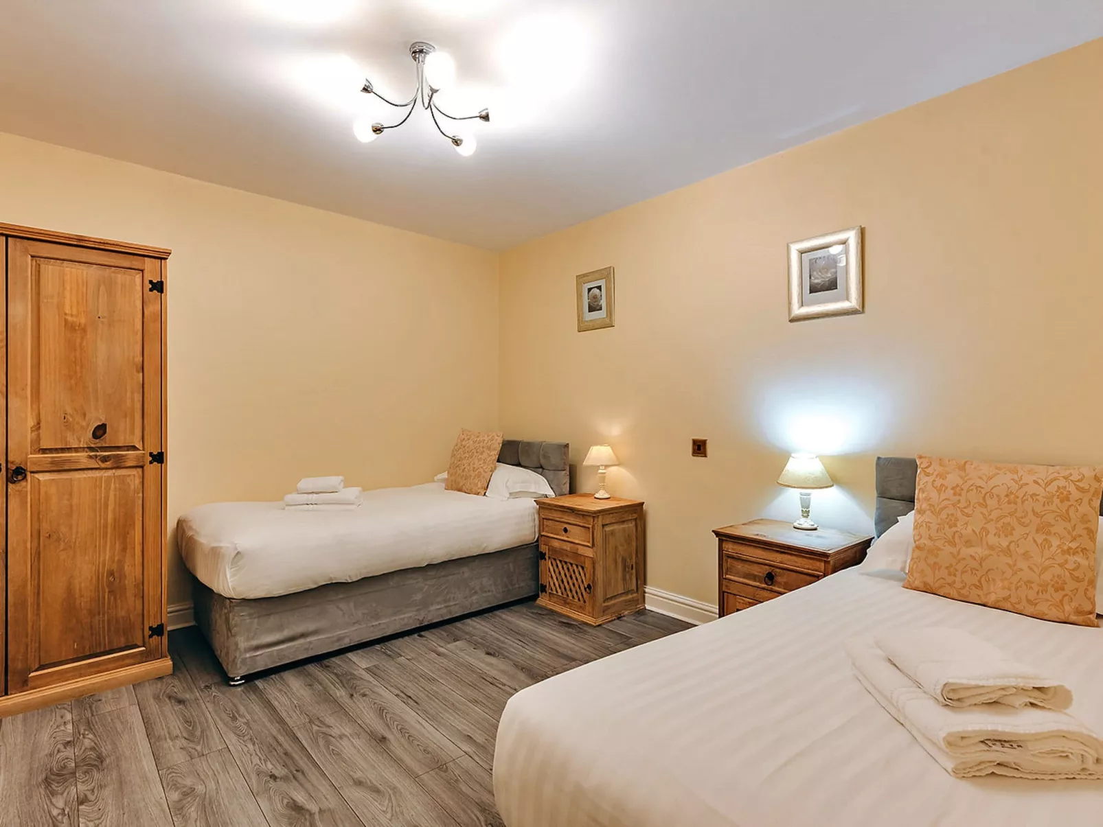 Netley Hall - Mulberry