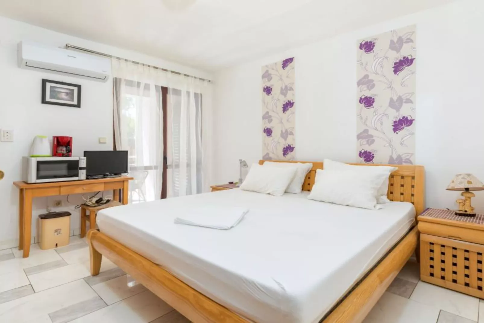 Apartments Manda - Double Room With Terrace (A6)