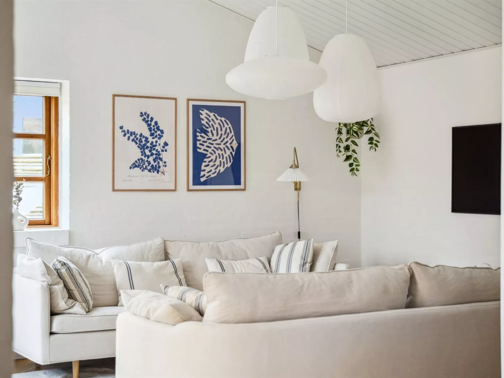 "Jensen" - 650m from the sea