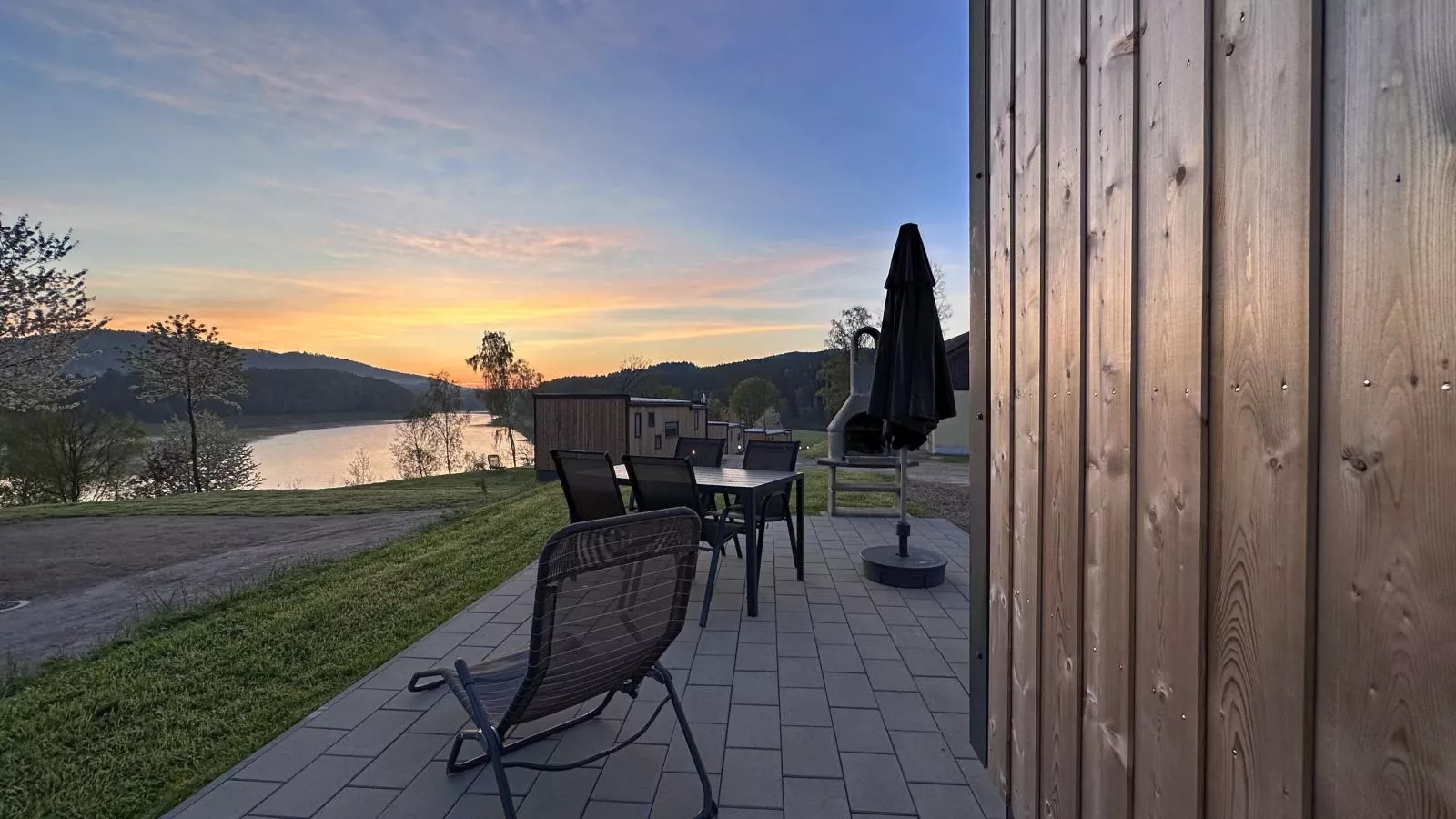 Feriendorf Seeblick - Tiny Chalet Nr 3-Terrace balcony