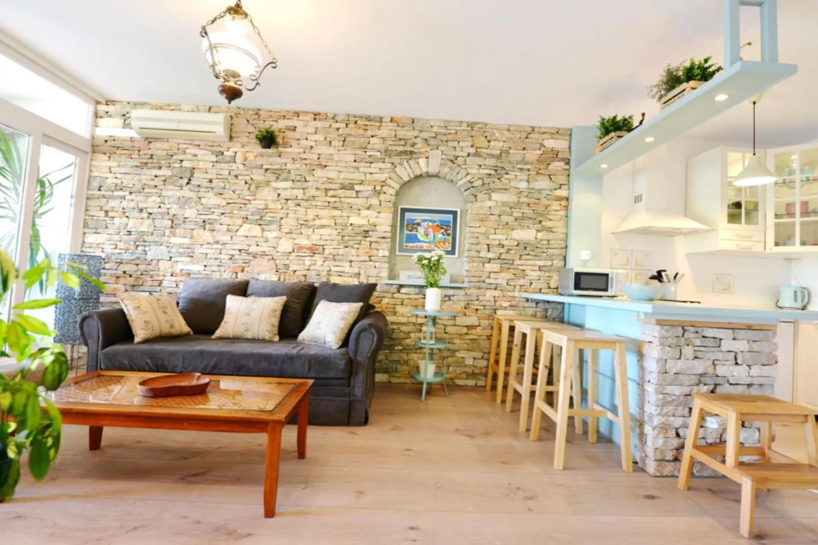 Two-Bedroom Apartment (Kadulja)