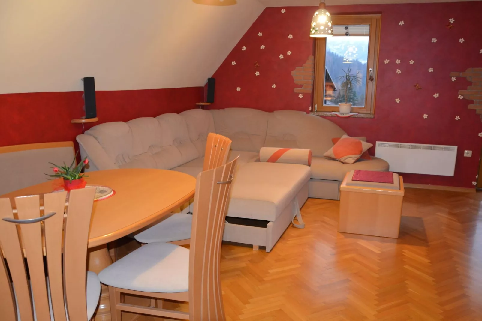 Kranjska Gora Comfortable Apartment with Balcony and Mountain View - Two Bedroom Apartment with Balcony