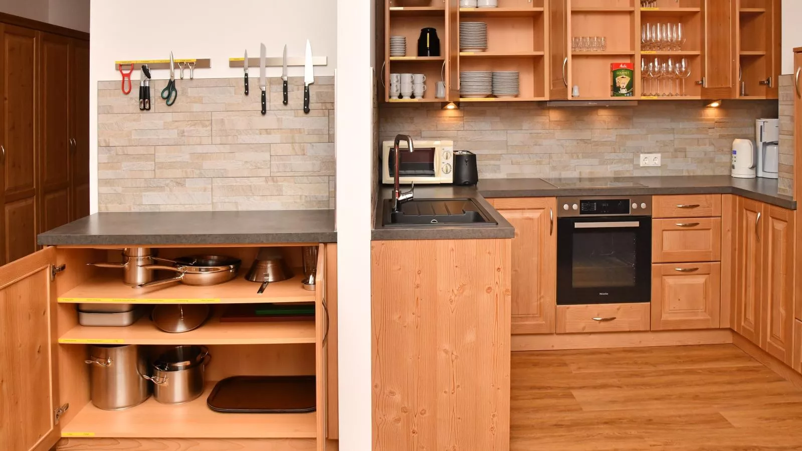 Apartments Next To The Ski Lift GF 2-Cuisine