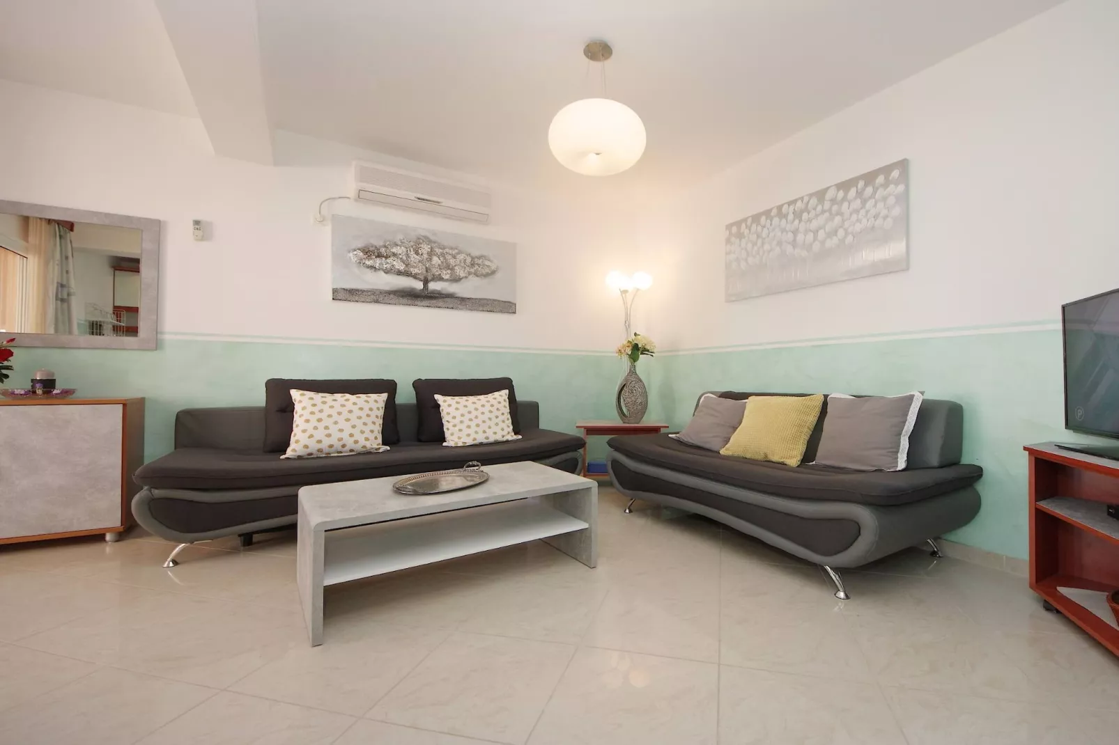 Seafront Apartments Deveron - Two Bedroom Apartment with Balcony and Sea View (Hvar)