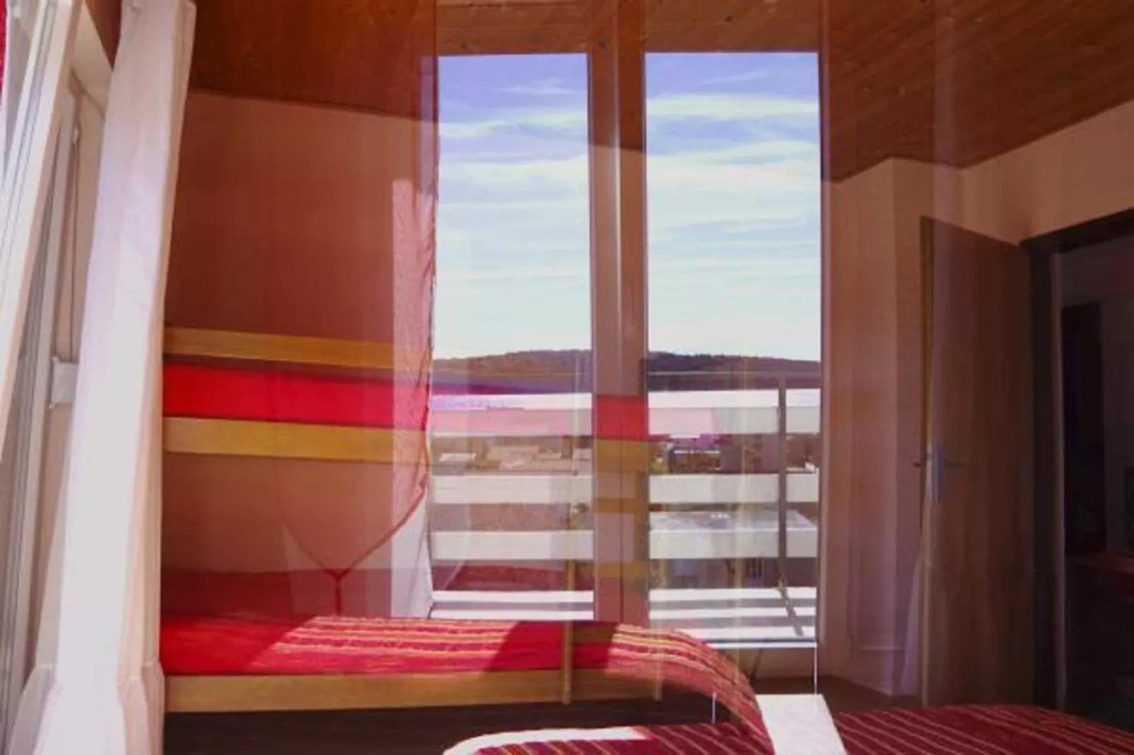 Serene Barbat Escape with Just Minutes from the Beach - One Bedroom Apartment with Balcony 2