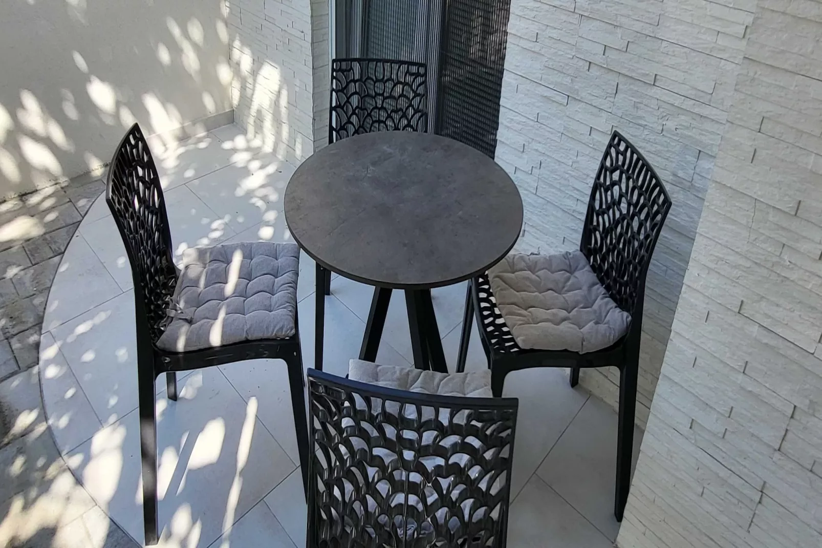 Apartments Ivankovic - One Bedroom  Apartment with Terrace