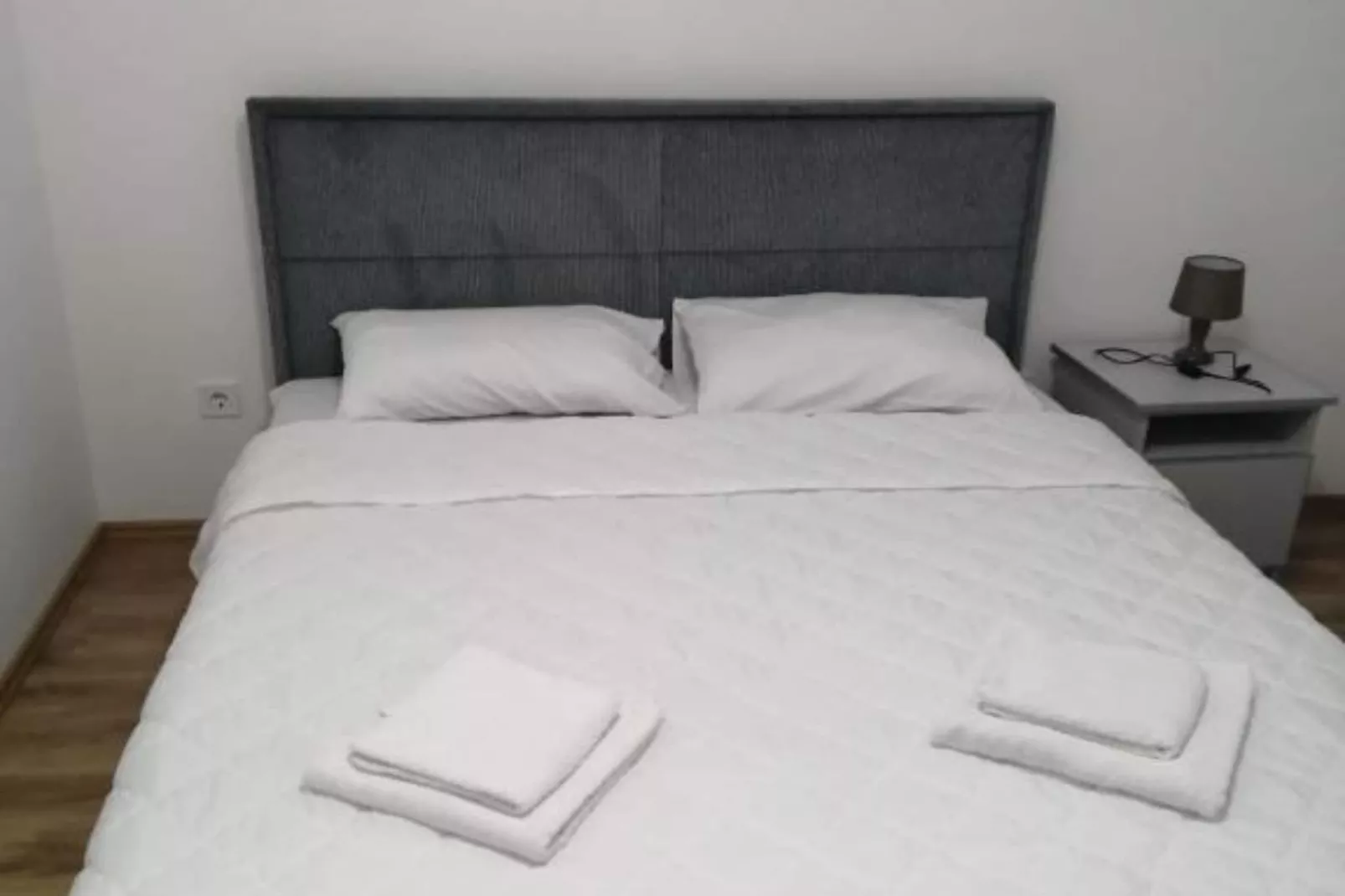 Seaside Serenity – Fresh & Modern Apartments in Igalo -  Three Bedroom Apartment 8