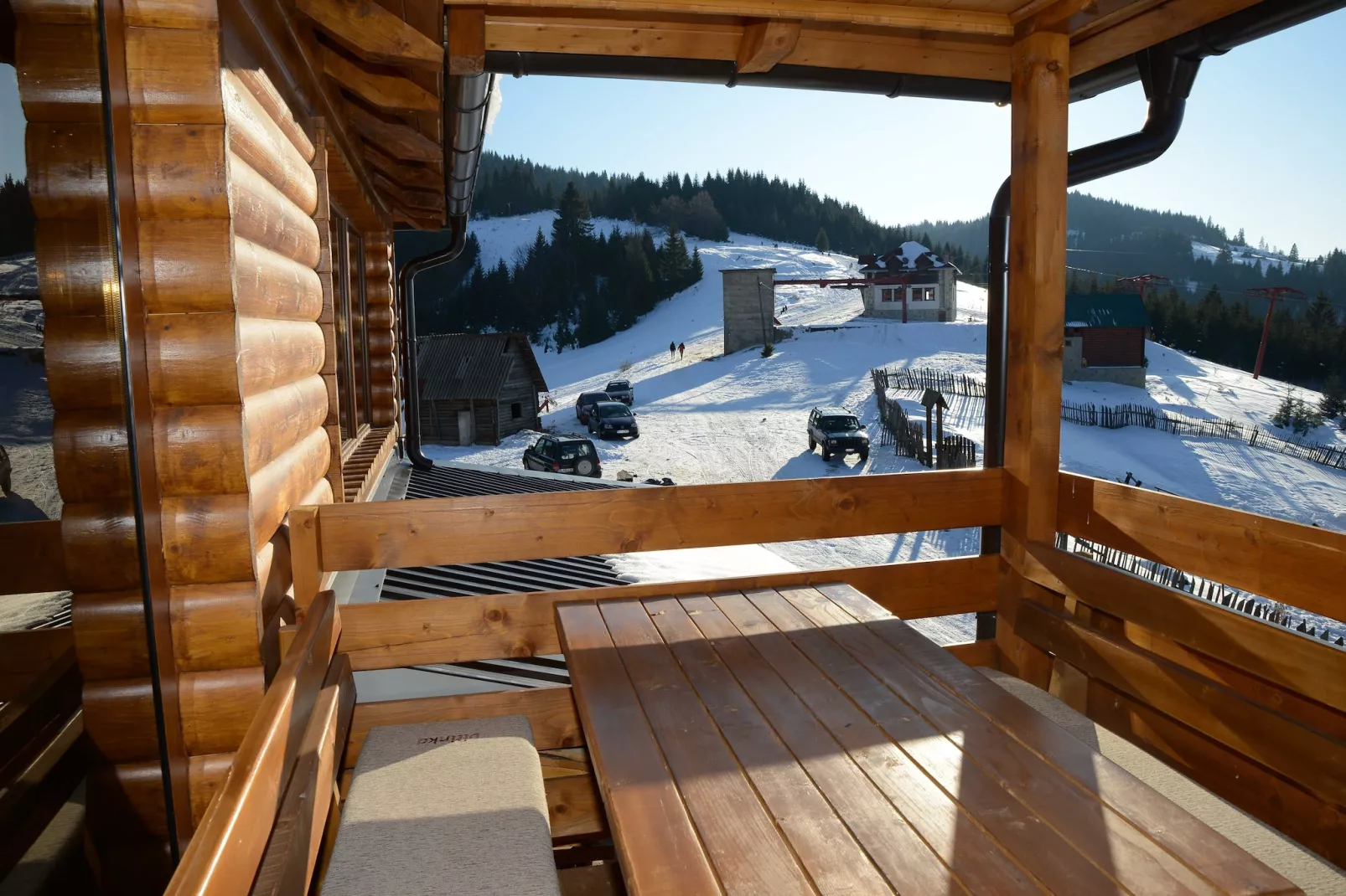 Cozy Berane Stay in Ski Area with On-Site Restaurant - Lux Cottage with Balcony