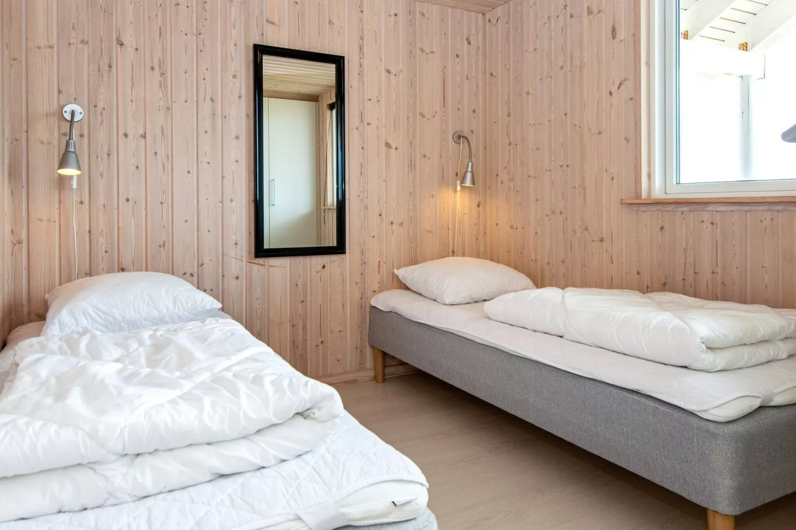 Luxury Retreat by the Sea - By Traum Ferienwohnungen-Indoor