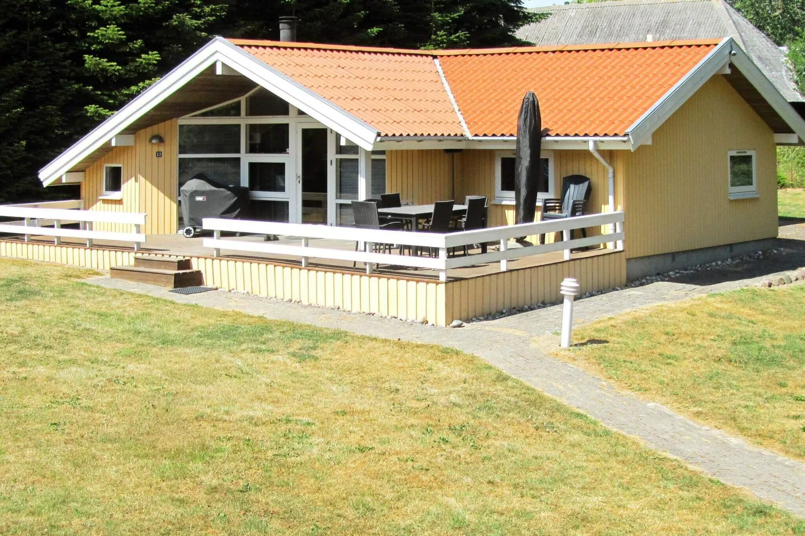 8 person holiday home in Tranekær