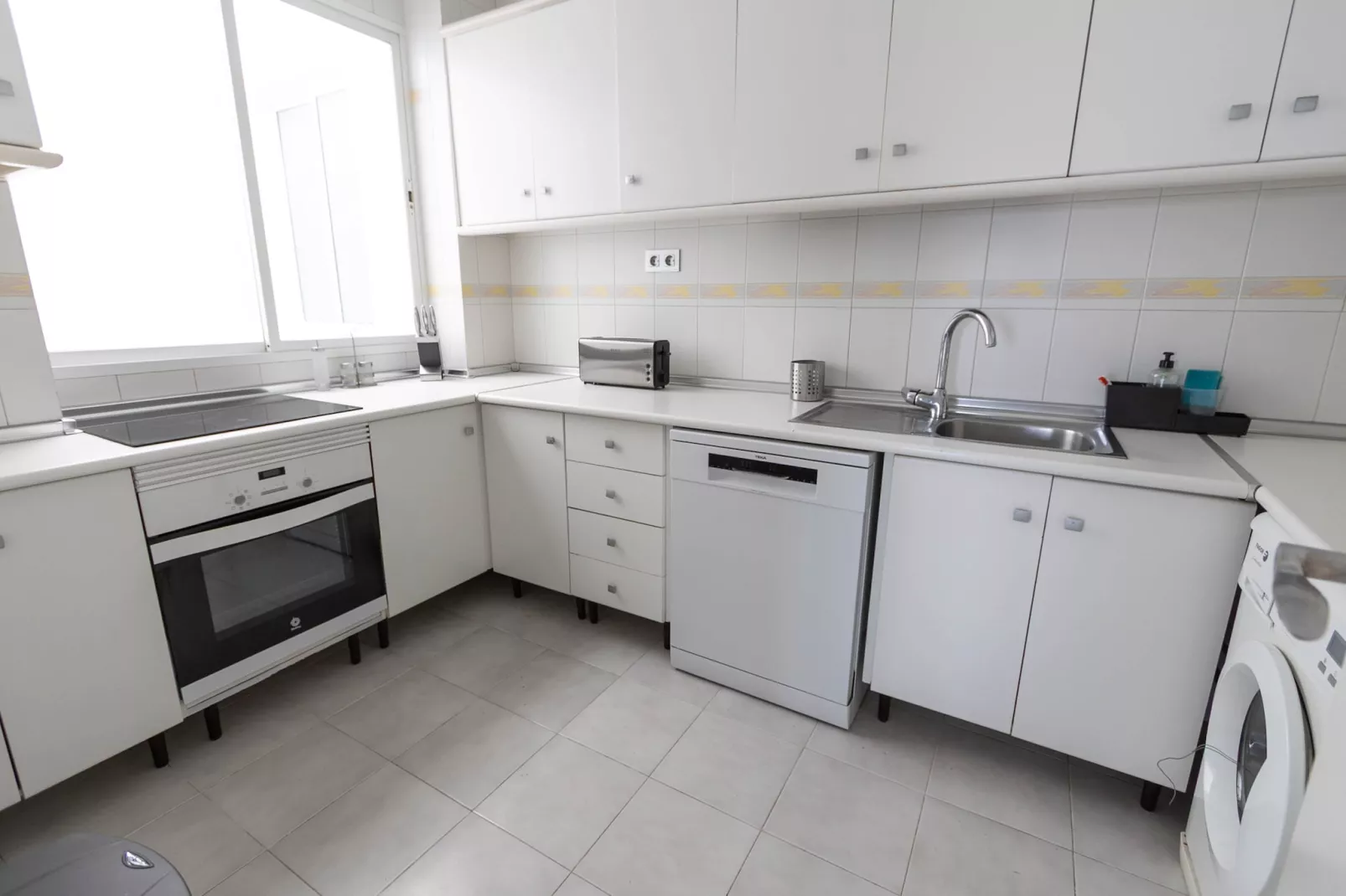 CT 383 GR - Faro's Almuñecar Beachfront for 4