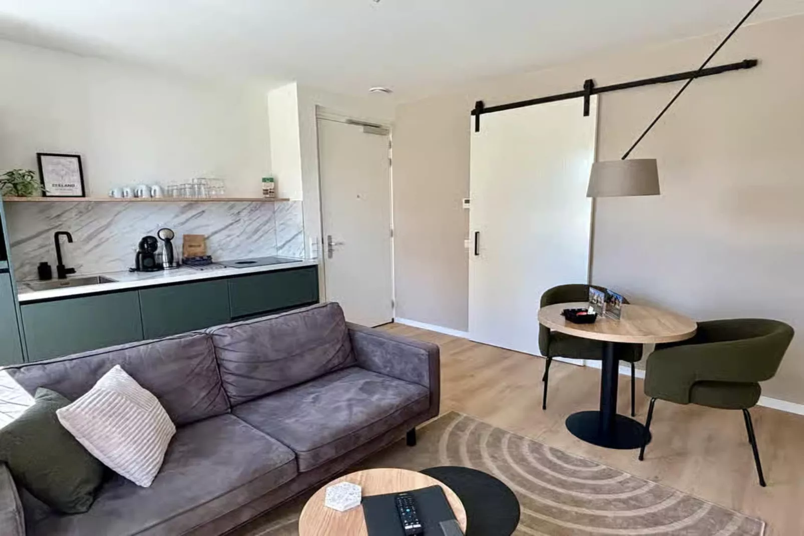 Plein 40 Lodge 10 - New