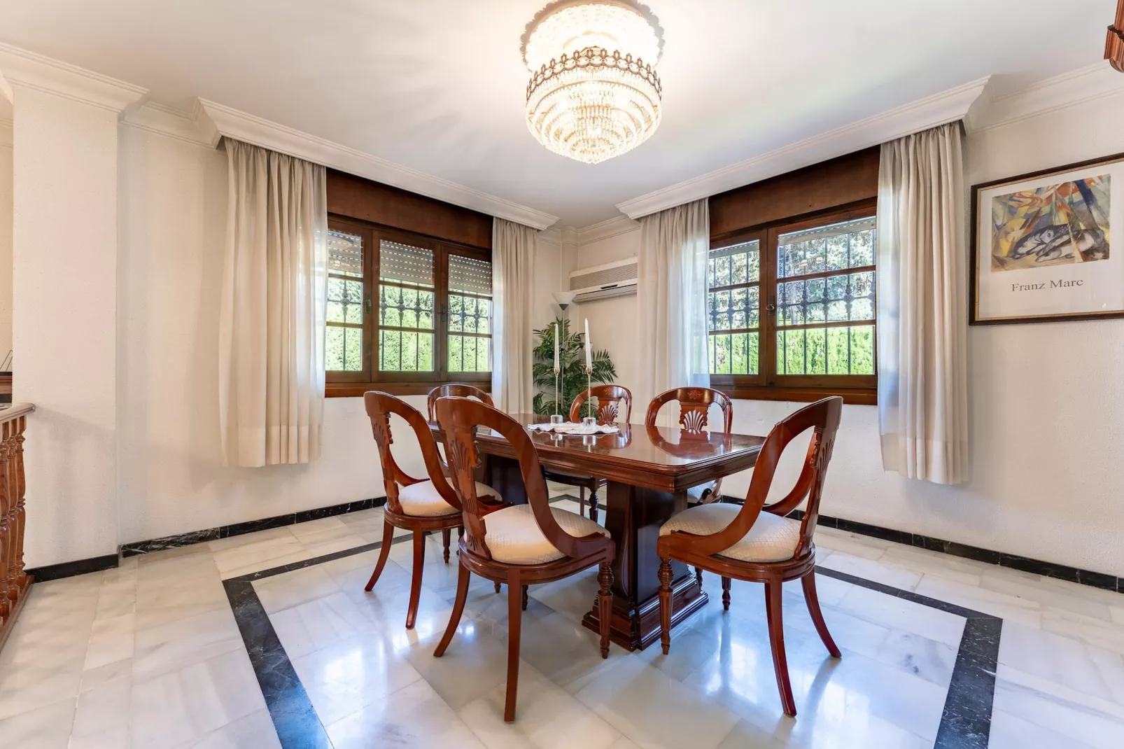 CT 387 - Faro's Villa Lola en Churriana - Málaga