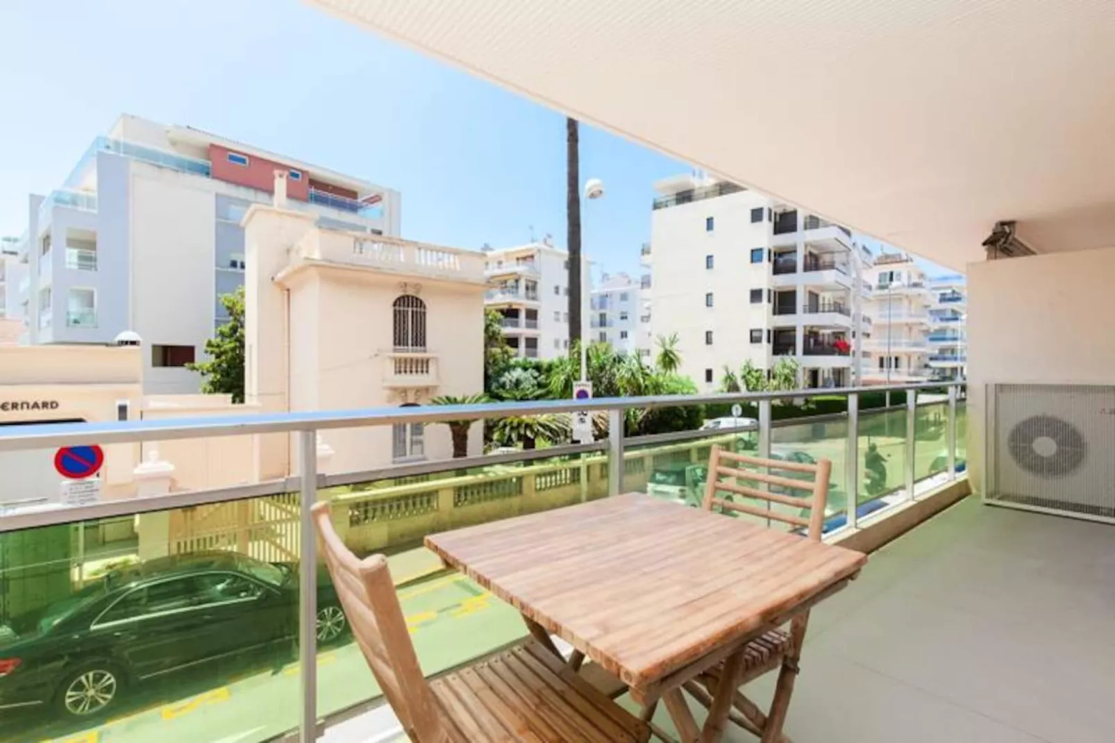 Résidence 3p Traversant &agrave; 2 Min Des Plages, Parking Priv&eacute;