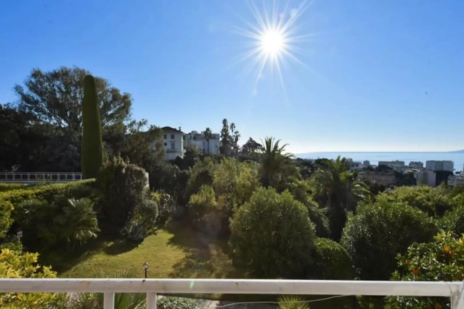 Résidence 2p Avec Terrasse, Vue Mer, Piscine Et Parking