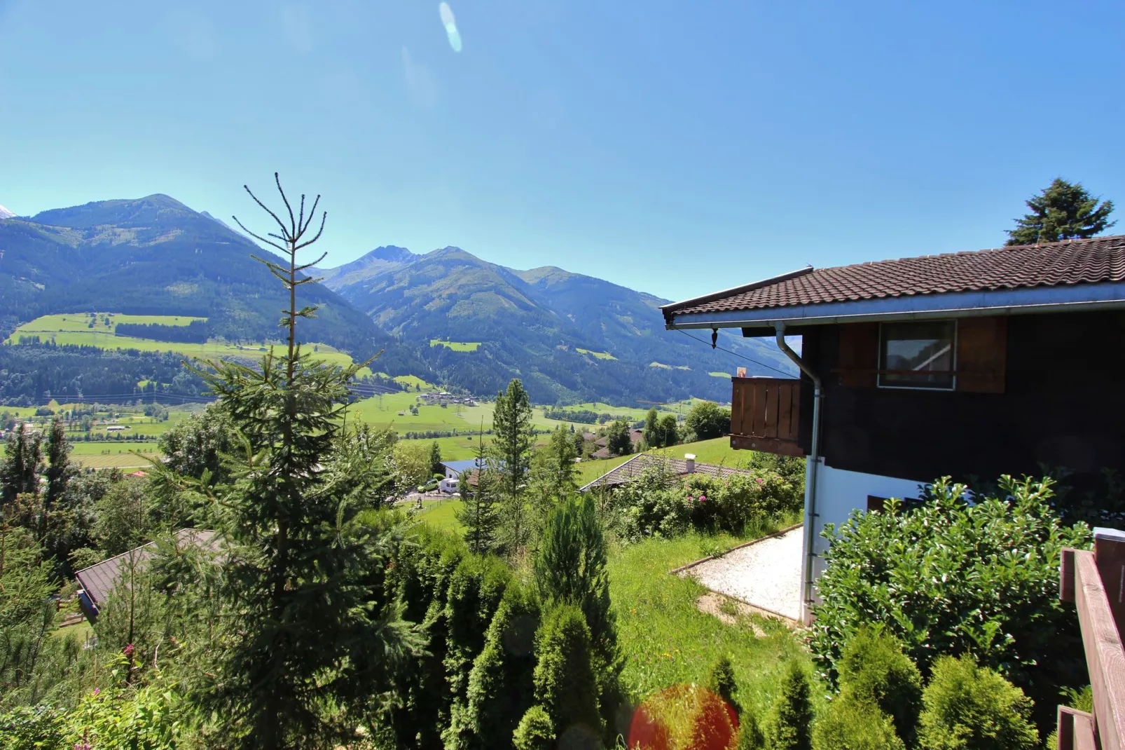 Chalet Anna-Exterior in summer