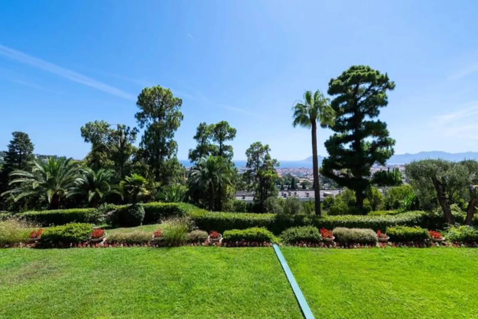 Résidence Spacieux 2p Vue Mer – Résidence Avec Piscine, Cannes