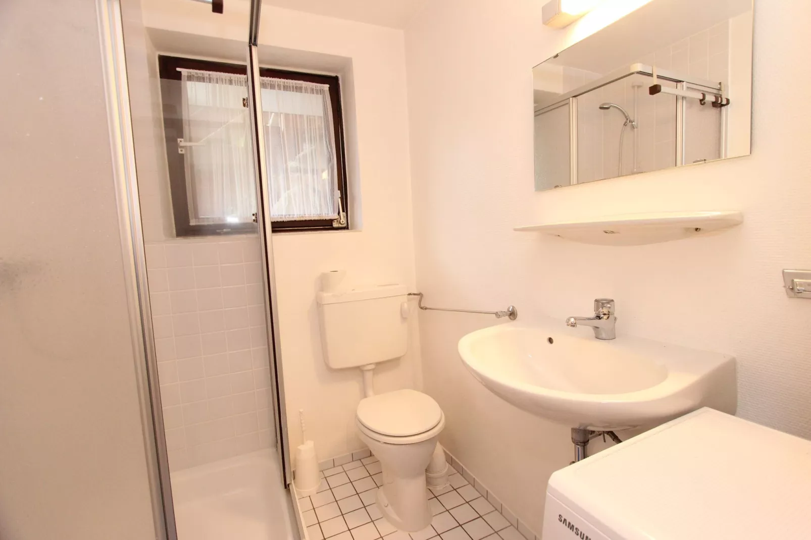 Chalet Anna-Bathroom