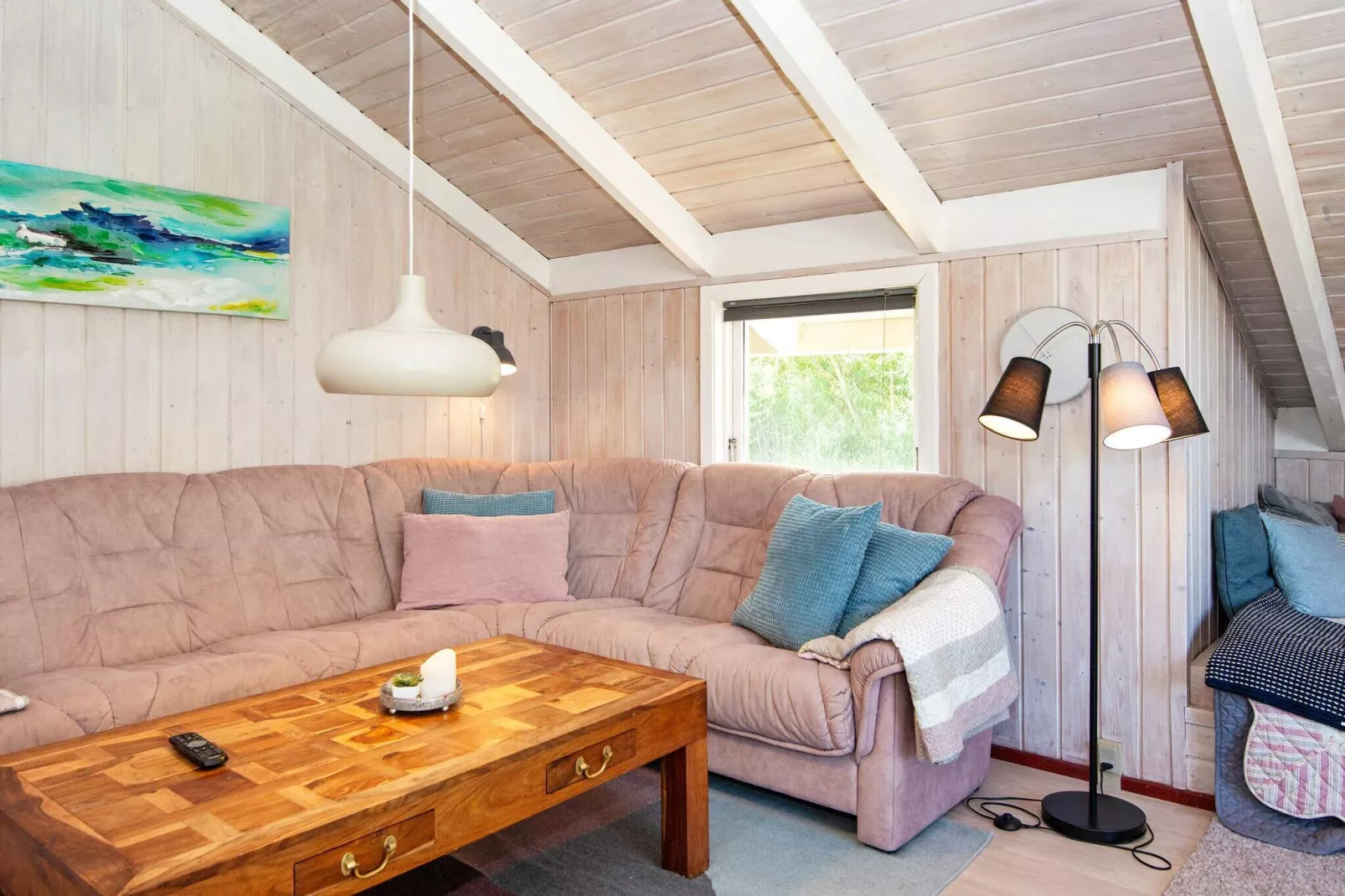 Secluded Harbor Cottage-By Traum-Indoor