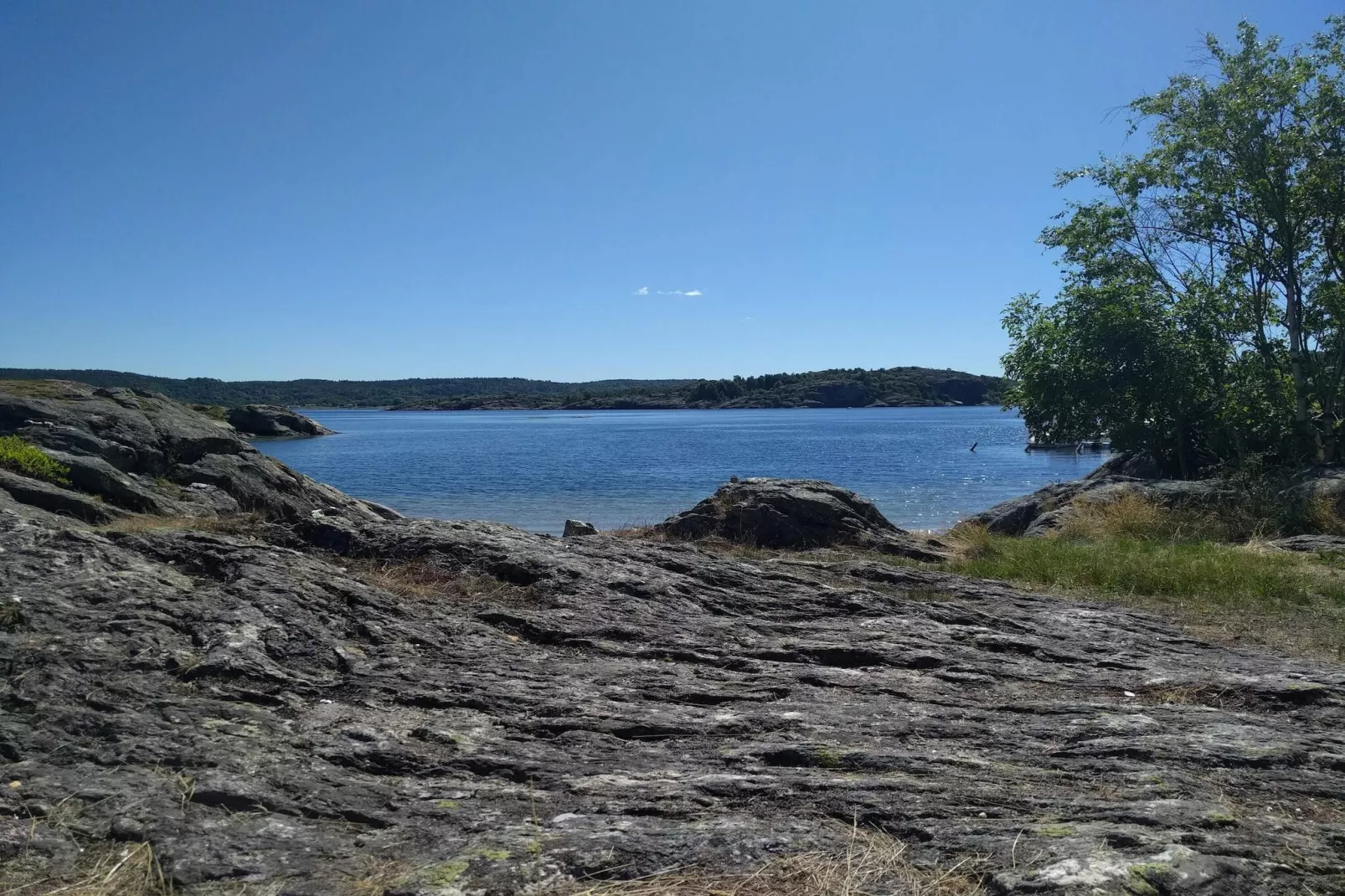 Seaside Charm in Flaton Retreat-By Traum-Water view