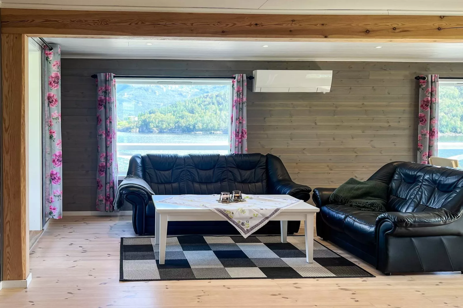 Maison de vacances pour 8 a Svelgen-Intérieur