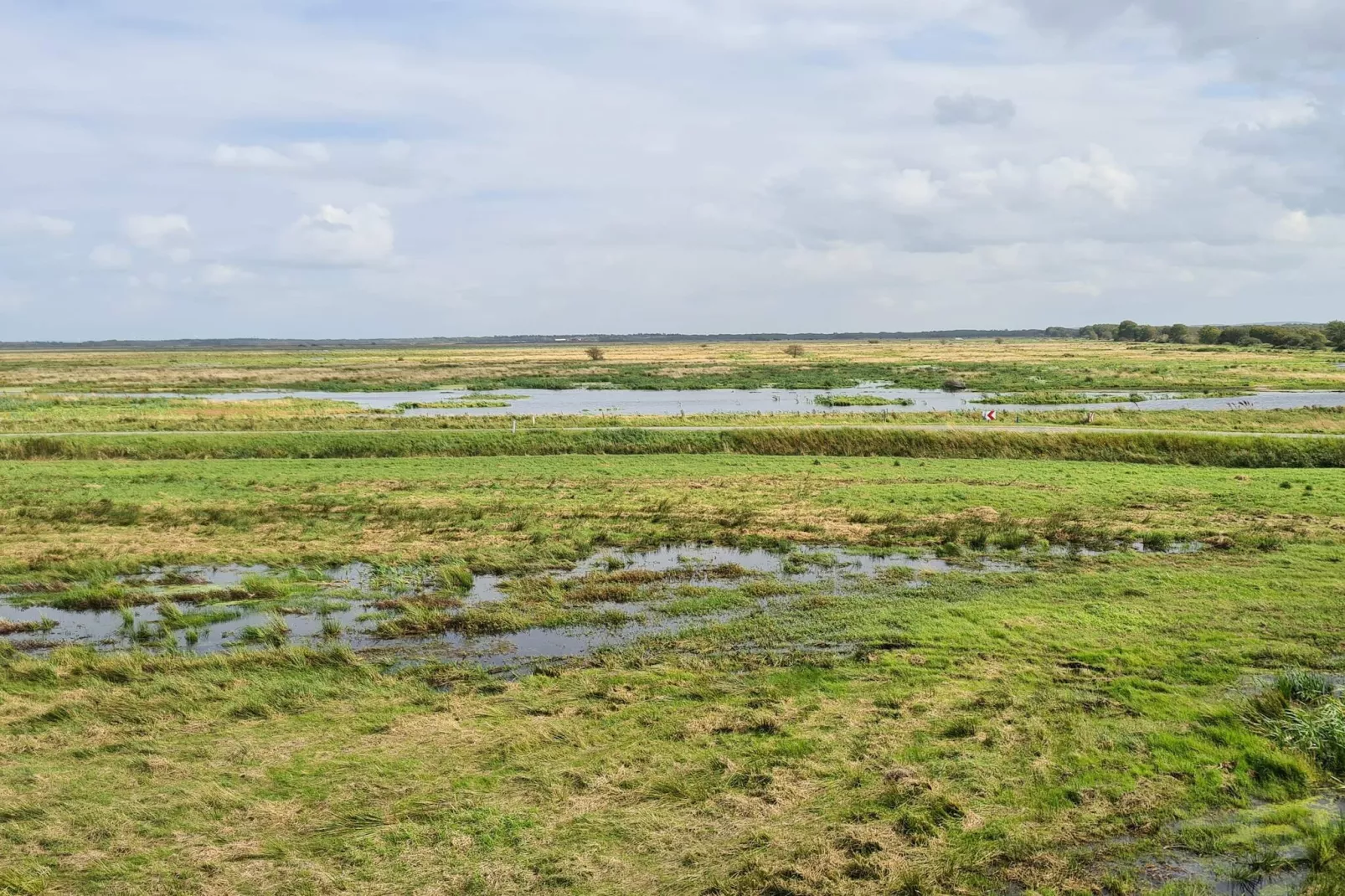 Maison rustique avec cheminée-Non tagué