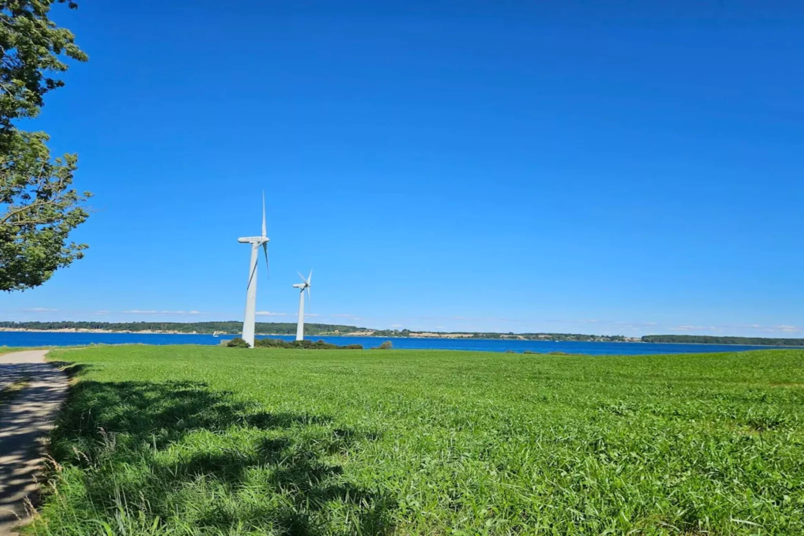 Seaside Bliss with Sauna - By Traum Ferienwohnungen-Water view