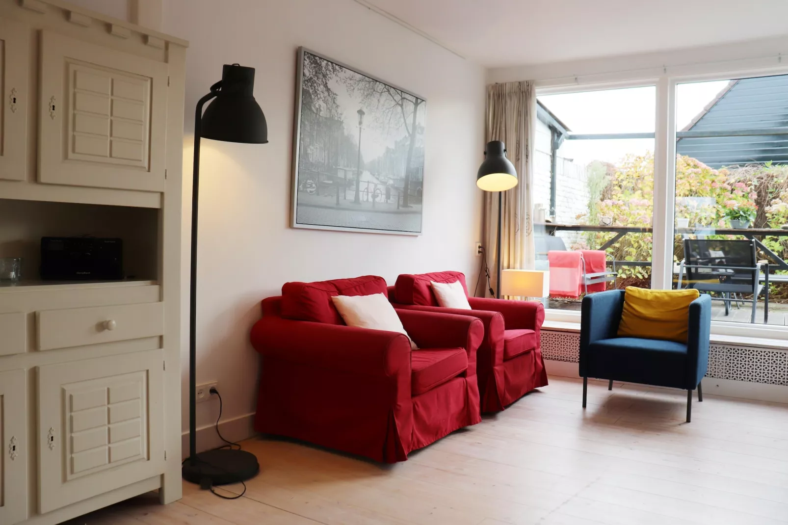 Marie aan Zee-Living room