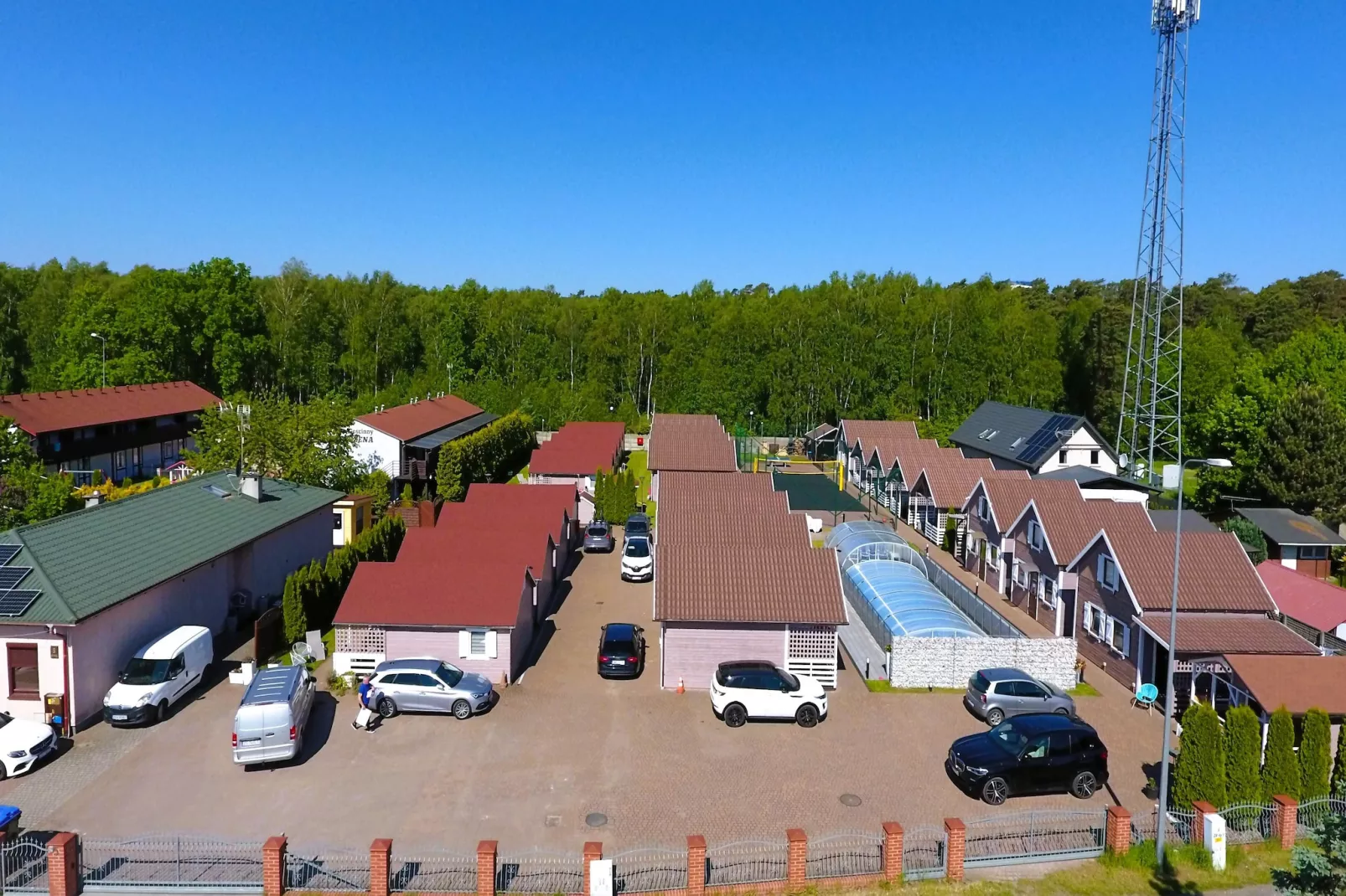 Domy wakacyjne w Międzyzdrojach z podgrzewanym basenem