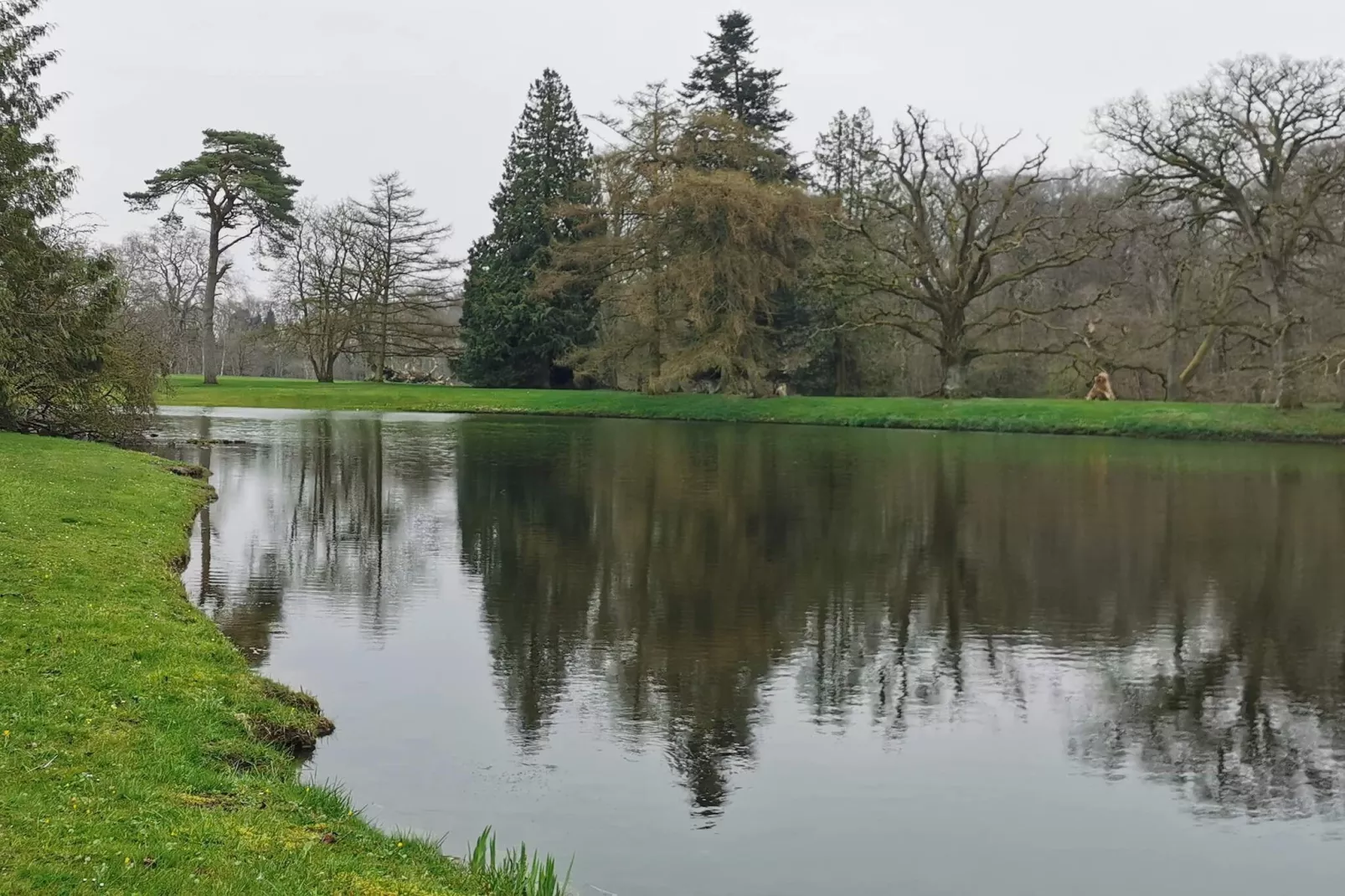 Gemütliches Ferienhaus mit Whirlpool-Wasserblick