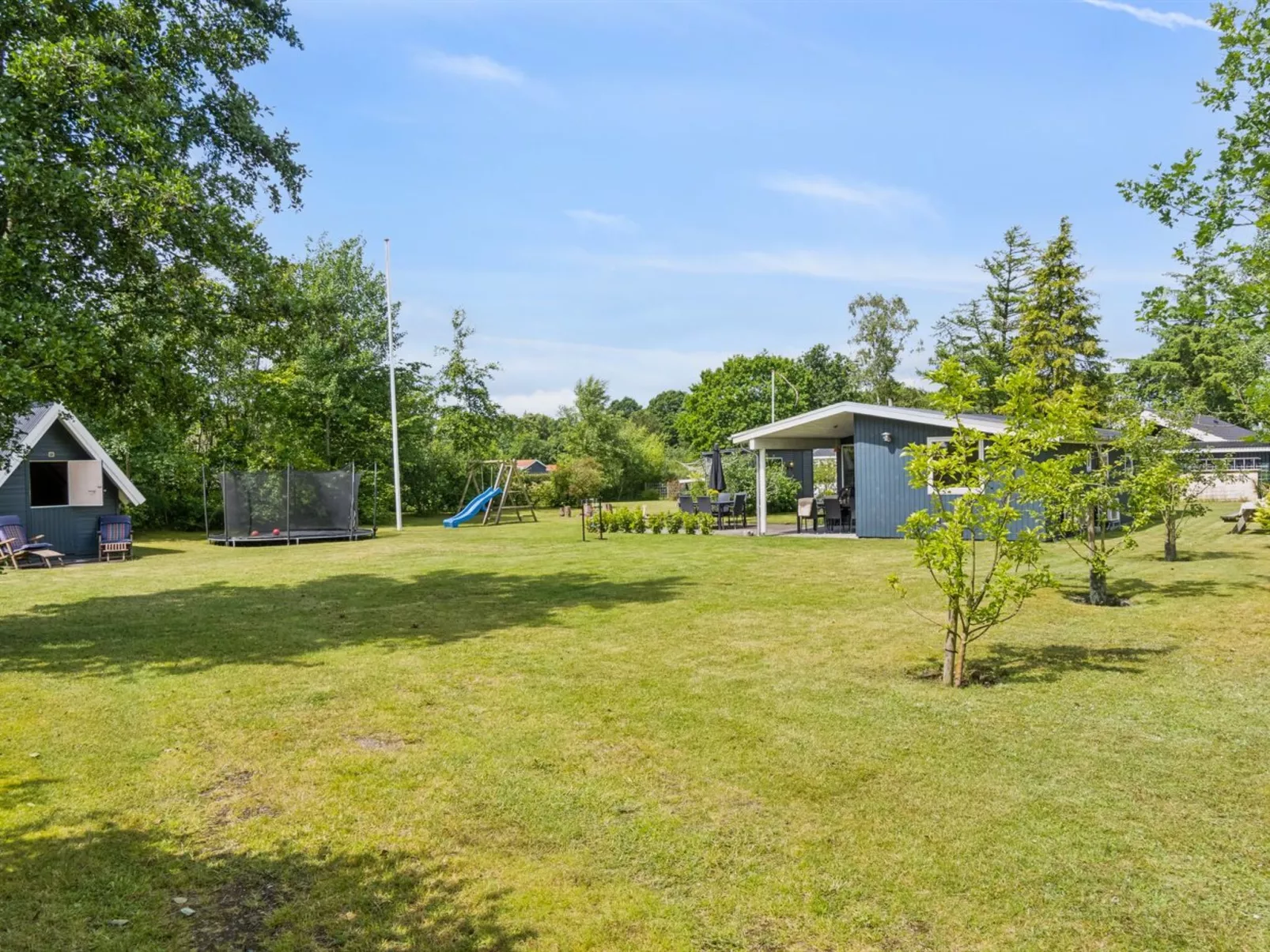 "Hanne" - 300m from the sea