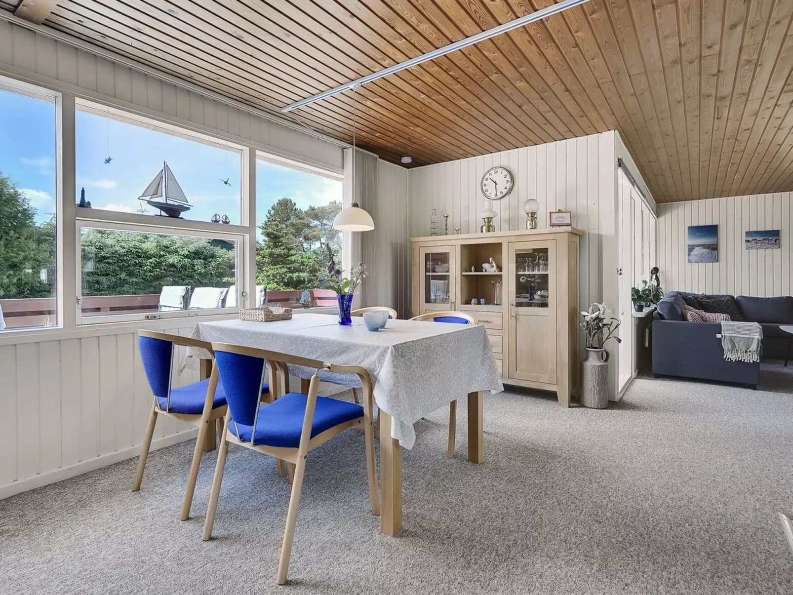 "Mina" - 1.4km from the sea