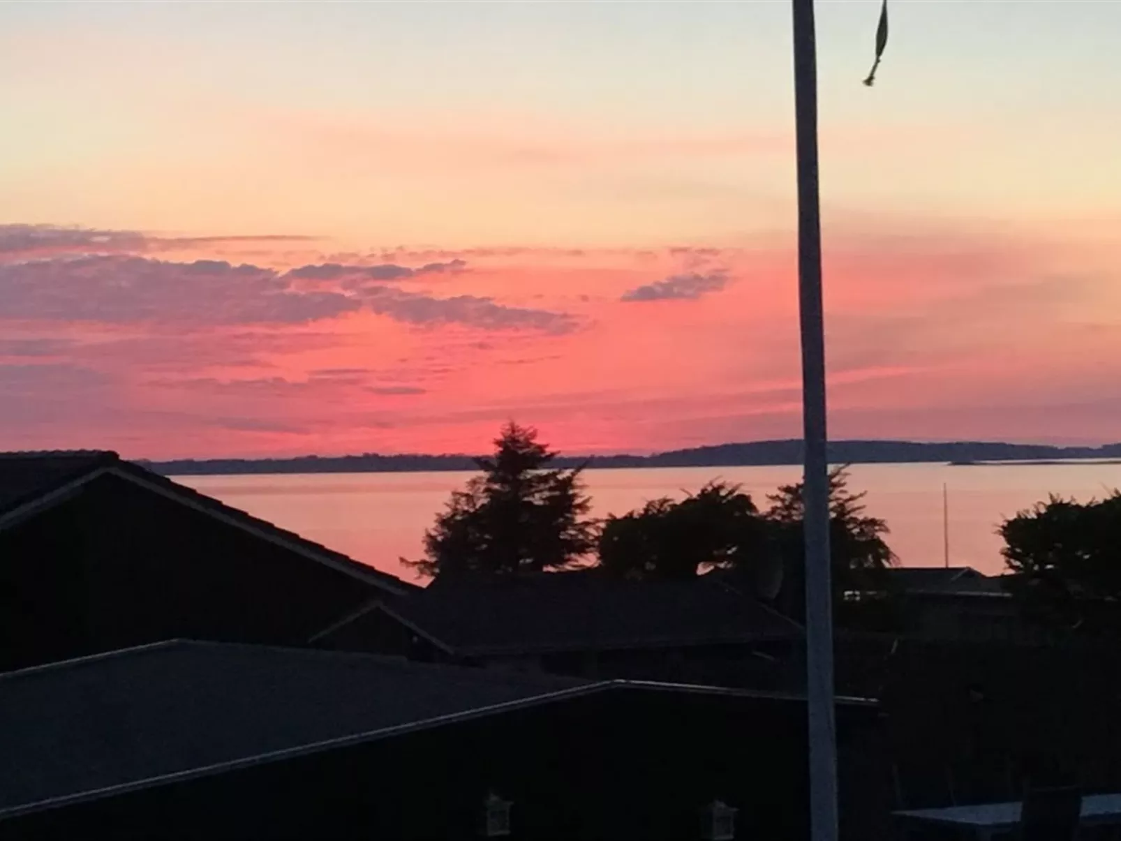 "Loi" - 200m from the sea